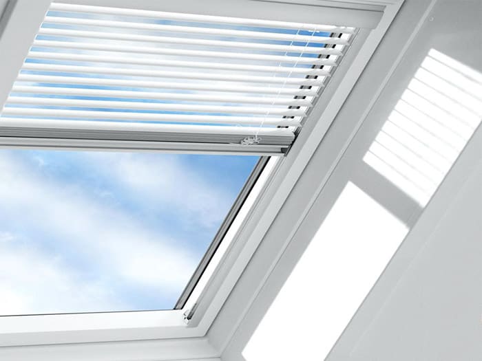 Rèm che nắng giếng trời