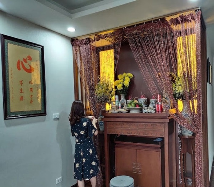 Rèm che bàn thờ hạt nhựa pha lê