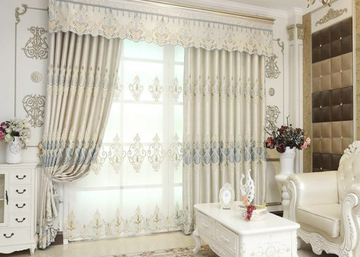 Rèm hoạ tiết độc đáo cho phòng ngủ