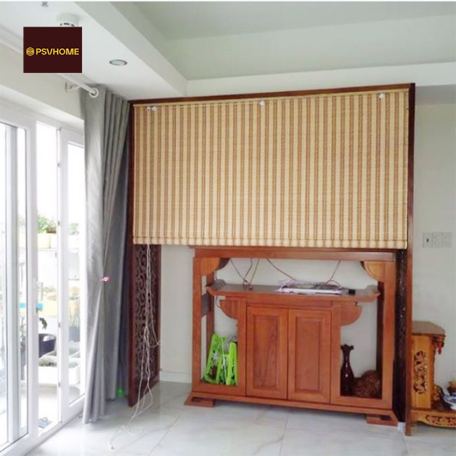 Rèm trúc che bàn thờ
