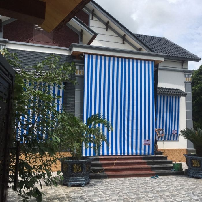 Rèm bạt tự động ngoài trời giá rẻ