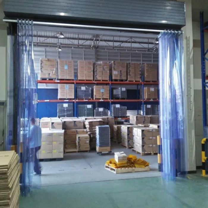 Rèm nhựa PVC kéo dạt 2 bên